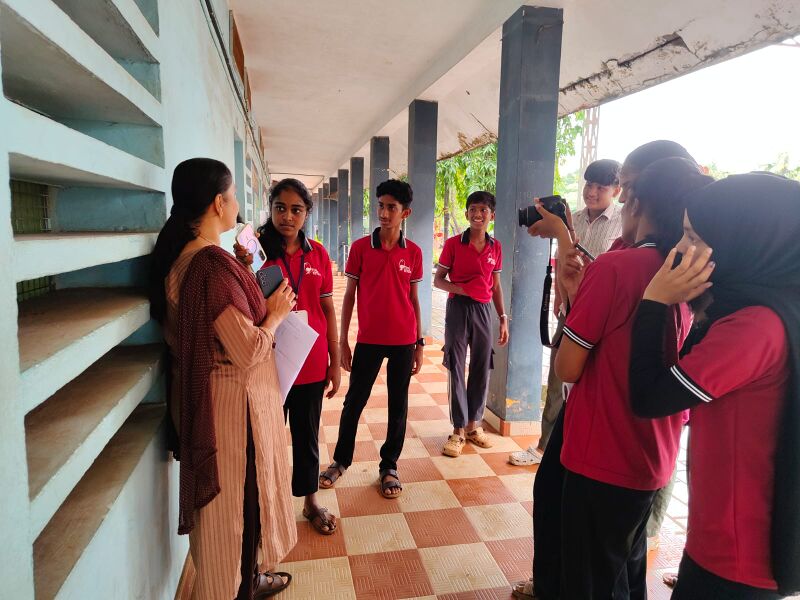 പ്രമാണം:12039 election3.jpg