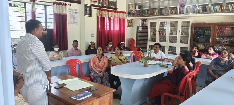 പ്രമാണം:15051 padya padhadi parishkaram൪.jpg