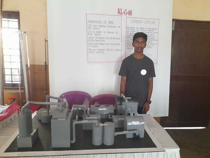 പ്രമാണം:15051 science tri.jpg