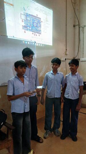 19035-robotics class.jpg