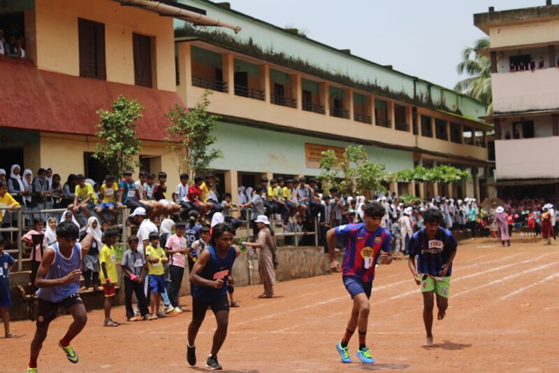 പ്രമാണം:19077 Sporteen13.jpg