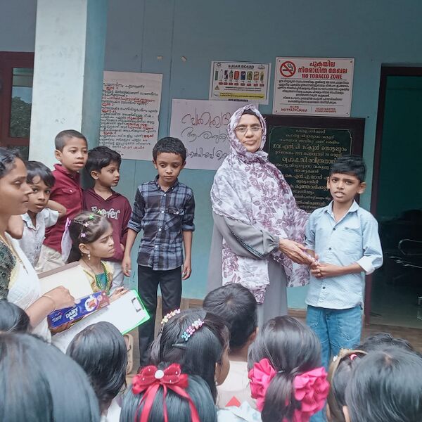 പ്രമാണം:19826 onam9.jpeg