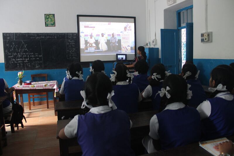 പ്രമാണം:21001 robotics 1.JPG