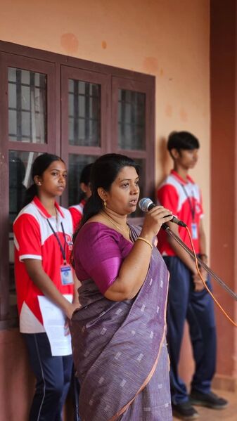 പ്രമാണം:25046-lk-freedom fest-oath-2025.02.resized.jpg