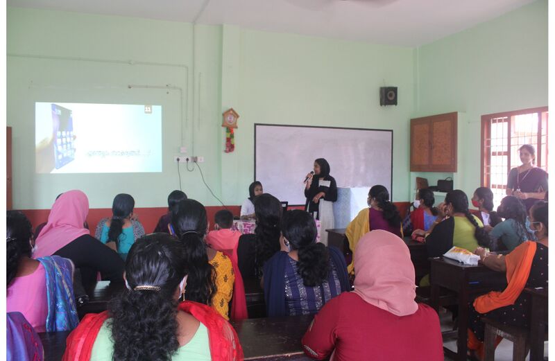 പ്രമാണം:27042-EKM-LKCS22-1 - Reena Varghese.jpg