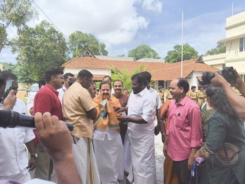 പ്രമാണം:35029 pravesanam1.jpeg