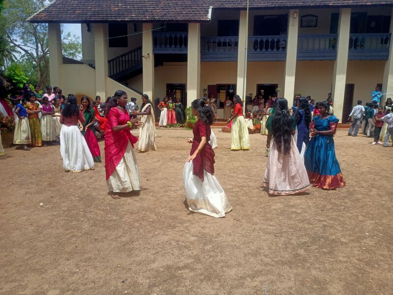 പ്രമാണം:36026 2025onam7.jpg