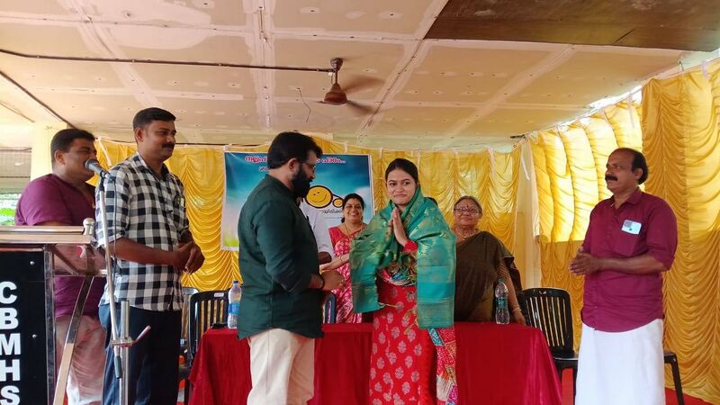 പ്രമാണം:36037doctors 1.jpg