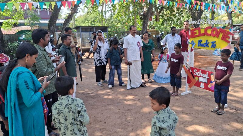 പ്രമാണം:41409 pravesanolsavam 2026 81.jpg