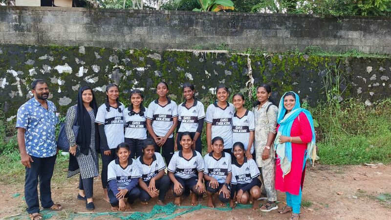 പ്രമാണം:42061 628.jpeg