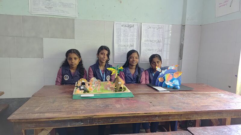 പ്രമാണം:42085 ss 25 4.jpg