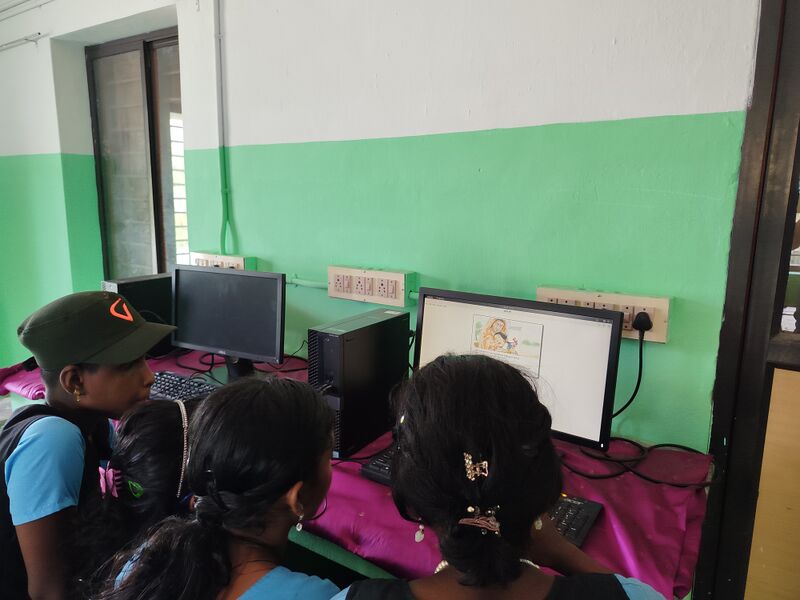 പ്രമാണം:43252 ECUBE 4.jpg