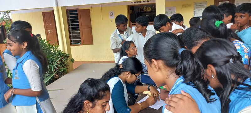 പ്രമാണം:44018 ss 1 24.jpg