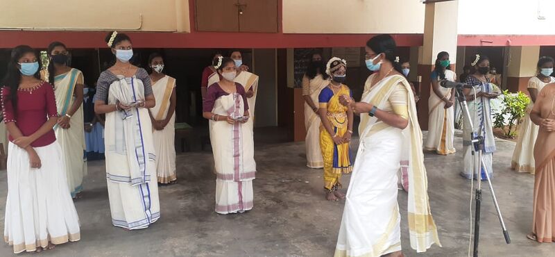 പ്രമാണം:Tk1 43065.jpeg