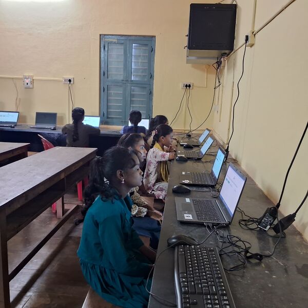 പ്രമാണം:11012 little kites aptitude test.jpg