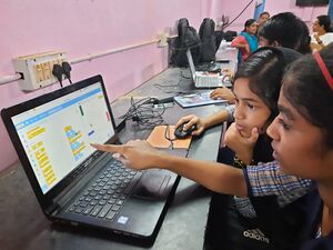 21007 hitech computer.jpg