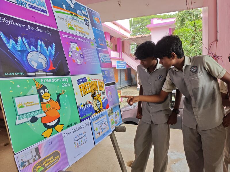 പ്രമാണം:25092 sfd poster.jpg