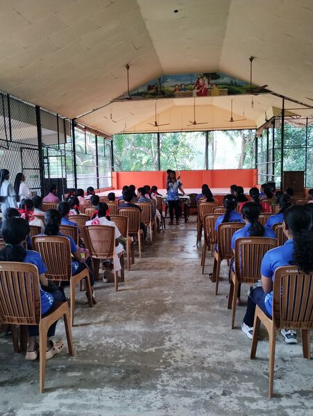 പ്രമാണം:31076 DCMR7.resized.jpg