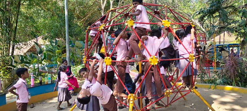 പ്രമാണം:42404 tvm35.jpg