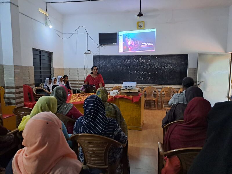 പ്രമാണം:48253 Amma Ariyan.jpeg