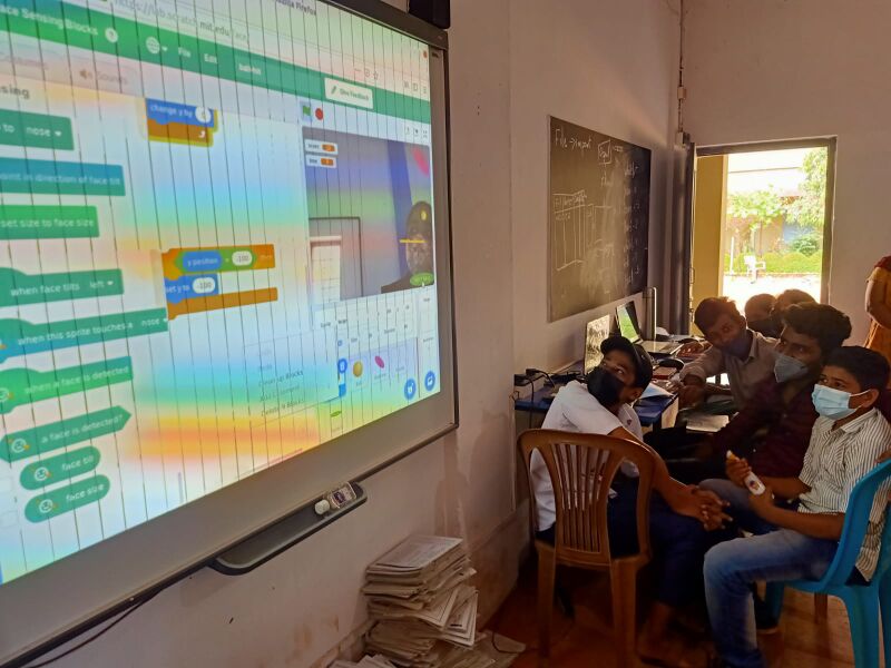 പ്രമാണം:LK SCHOOL CAMP 3.jpeg