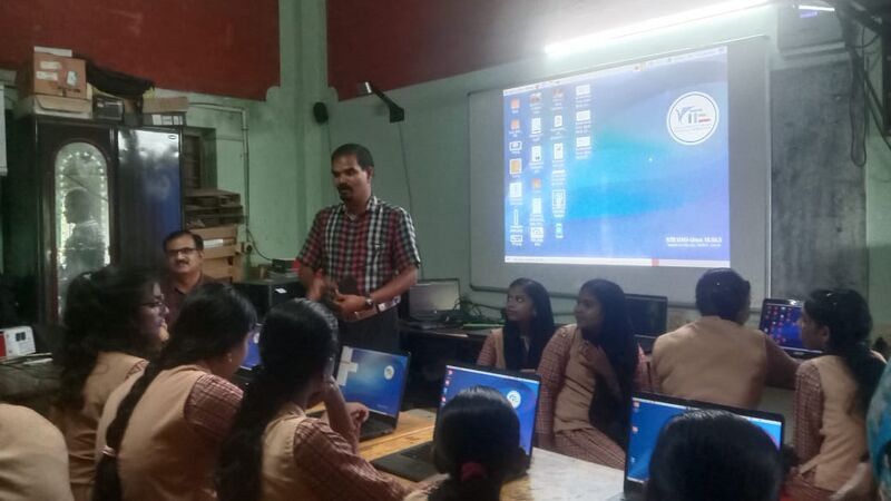 പ്രമാണം:09026 IT LAB2.jpeg