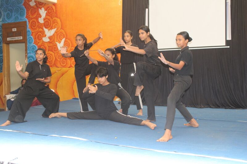 പ്രമാണം:17010-pravesanothsavam prgrms.JPG