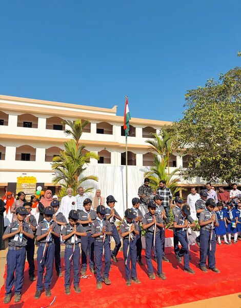 പ്രമാണം:18679 REP 25-26.jpg