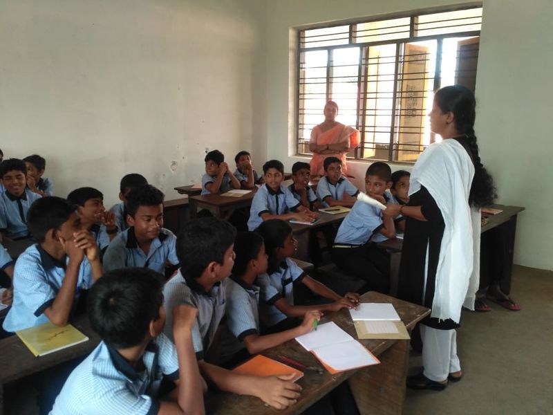 പ്രമാണം:26056 balavela2.jpg