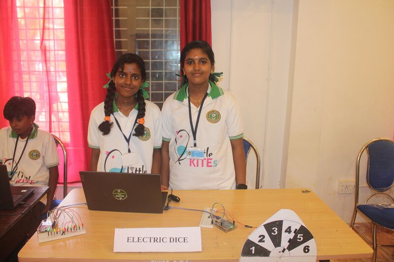 പ്രമാണം:34013robofest25a13.jpg
