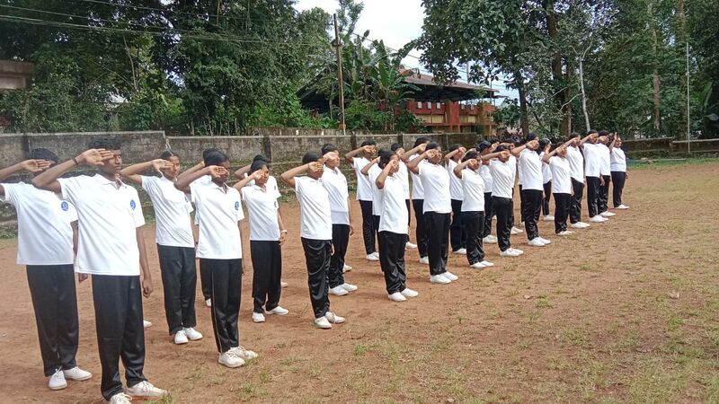 പ്രമാണം:37009 SPC PARADE.jpg