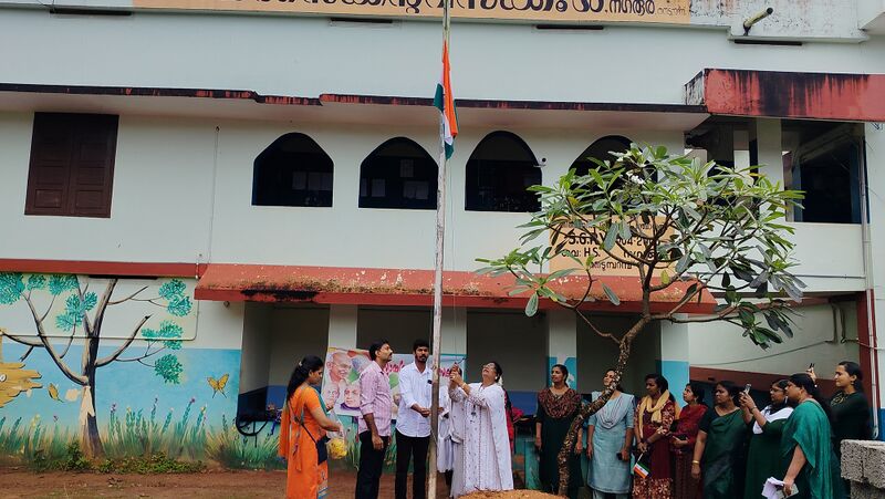 പ്രമാണം:42069 independ2502.jpg