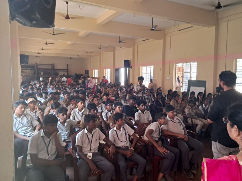 പ്രമാണം:43008 hitech hall.jpg