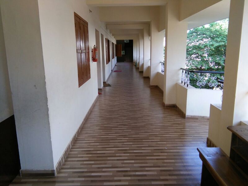 പ്രമാണം:Schoolbeautification 35052.jpg