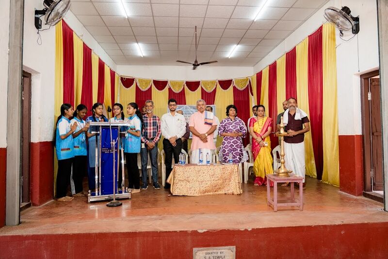 പ്രമാണം:11007 MedicalCamp 101.JPG