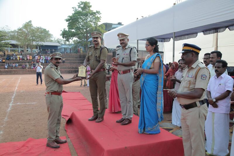 പ്രമാണം:12017 spcpo4.jpg