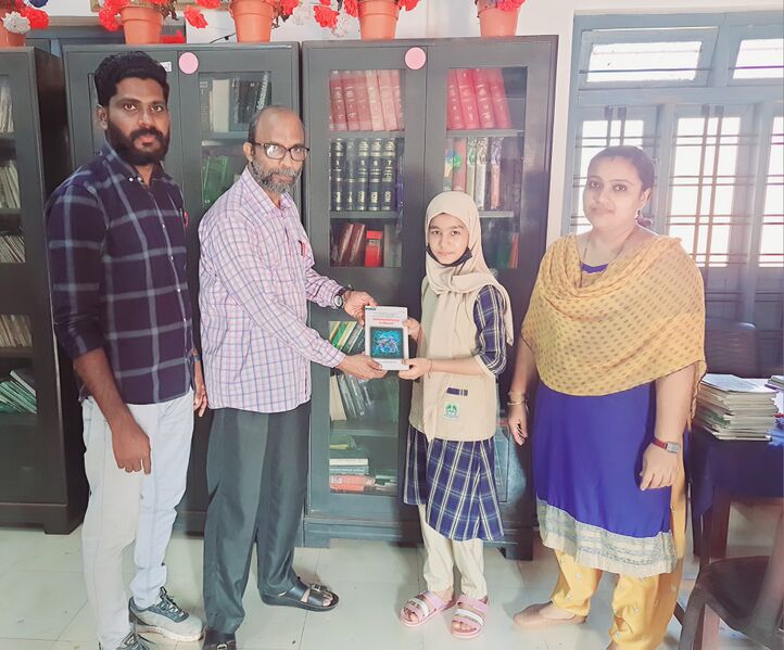 പ്രമാണം:13055 library 32.jpg