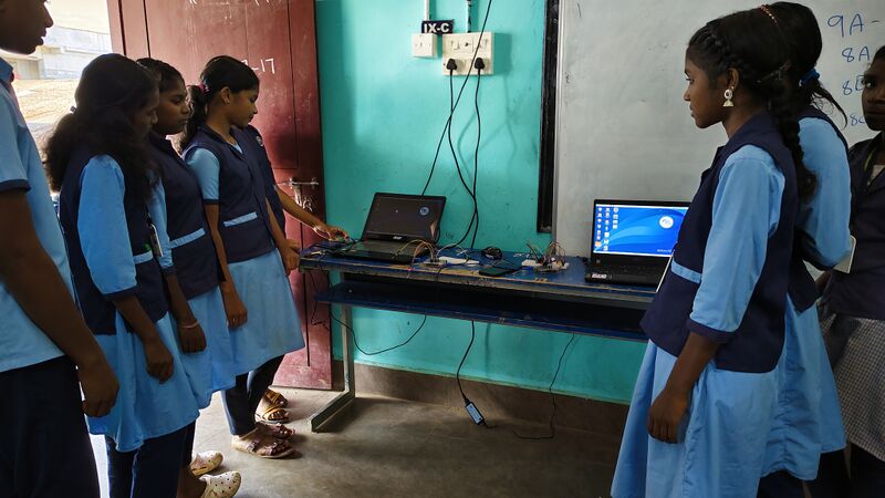 പ്രമാണം:15019 robotic fest 2.jpg