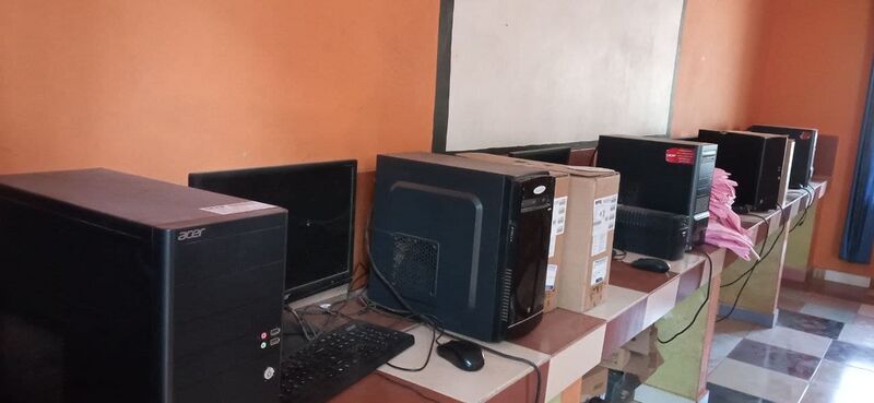 പ്രമാണം:16507 photo117.jpg