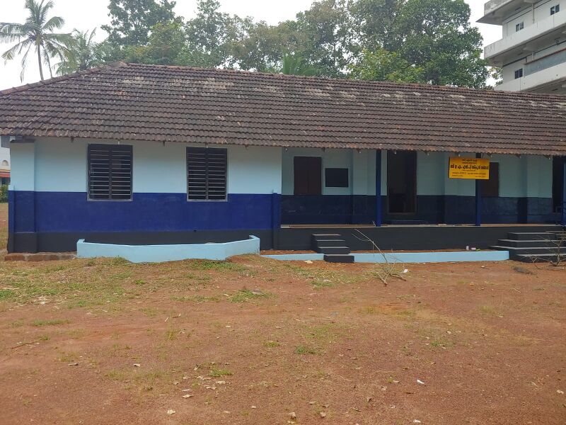 പ്രമാണം:18530-School 2.jpeg