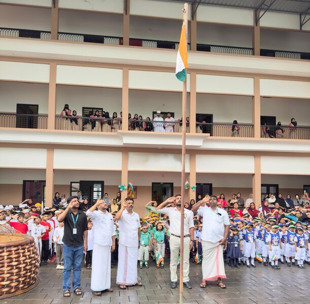 പ്രമാണം:18679 IND 25-26.jpg