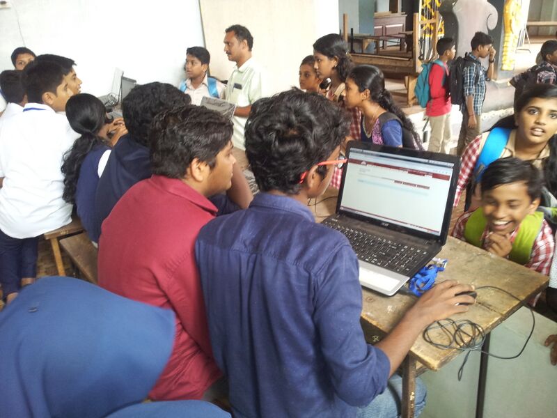 പ്രമാണം:19068 opening day help3.jpg