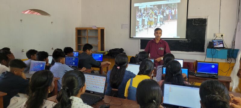 പ്രമാണം:23052-co 5.jpg