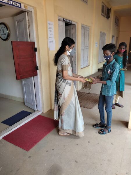 പ്രമാണം:37001 n1.jpeg