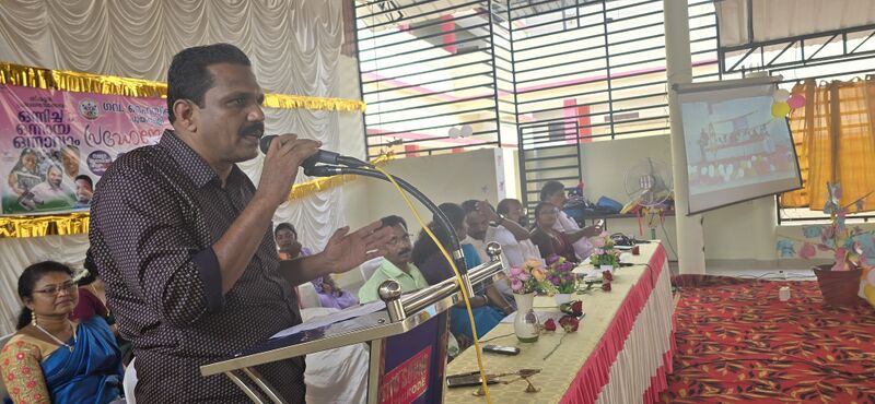 പ്രമാണം:39029 Praveshanolsavam 2025 Pics 008.jpg