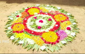 42022 pookkalam.png