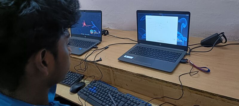 പ്രമാണം:42051 LK INSTALLATION1 25.jpg