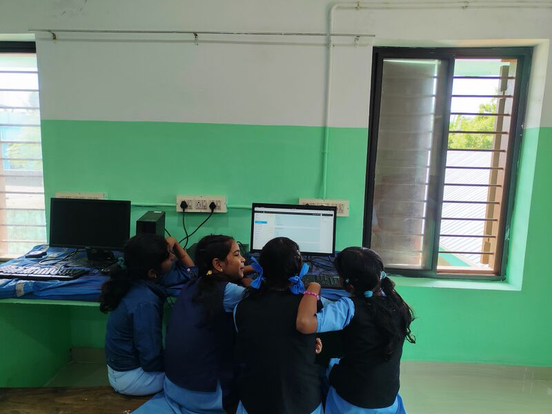 പ്രമാണം:43252 Ecube HINDI 1.jpg