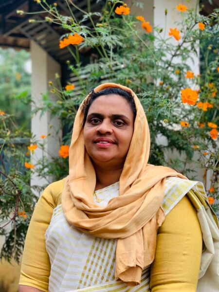 പ്രമാണം:FATHIMATH SHAMLA.jpg