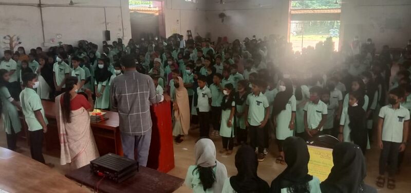 പ്രമാണം:Read13657 4.jpeg